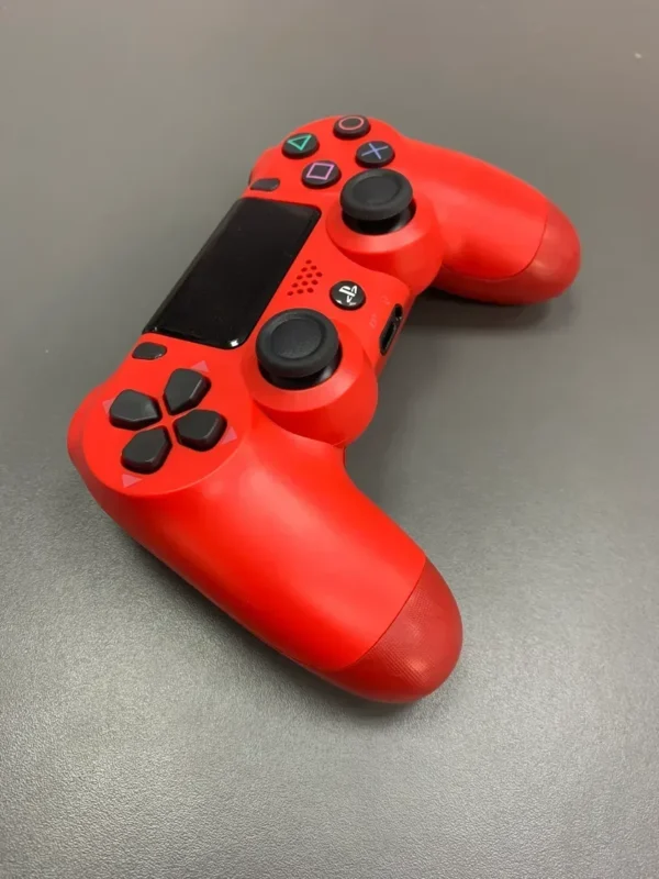 DualShock 4 Version 2 Magma Red Вживаний