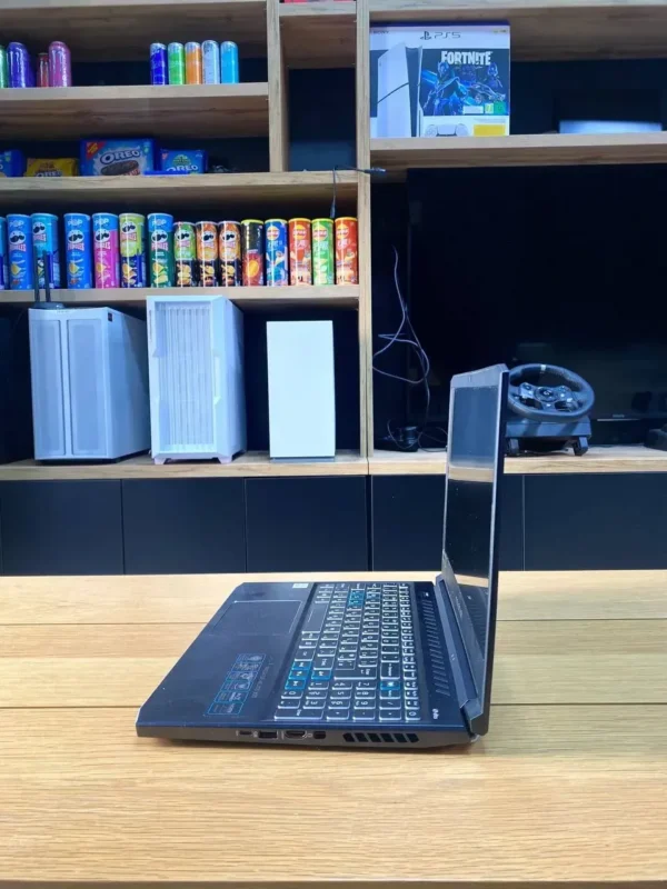 Игровой ноутбук Acer Predator i7-10750H/RTX 3070/RAM 16 GB/SSD 1 TB