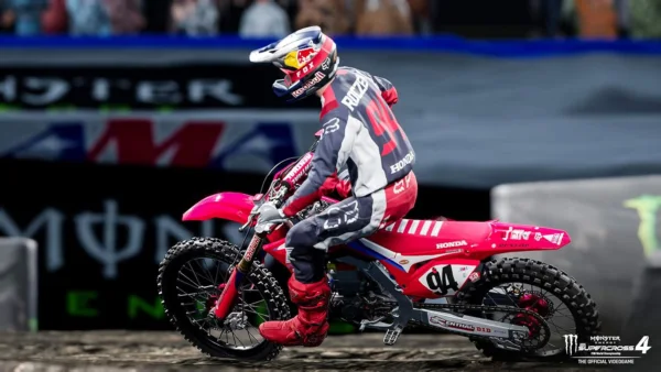 Игра SuperCross 4 PS4 - фото 9 - мініатюра у модальному вікні